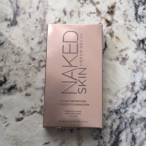 Urban Decay | NAKED powder foundation